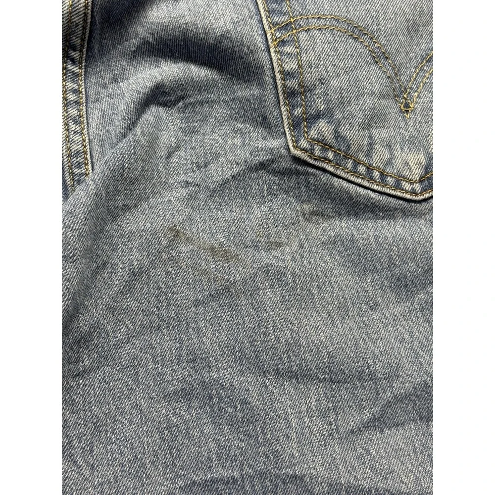 Levis levi 550